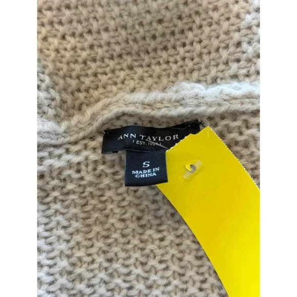 Ann Taylor Size S Beige Knit Cardigan - Picture 3 of 3